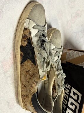 Golden Goose sz 6 sneakers